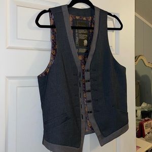 Cirque du soleil Vest